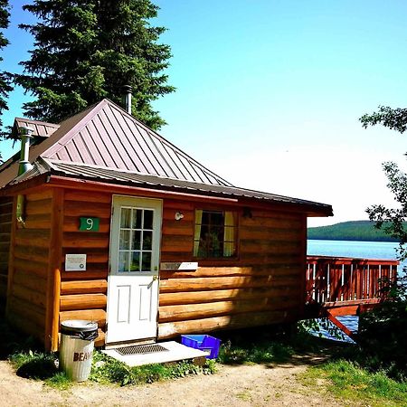 Beaver Lake Mountain Resort Kelowna Bagian luar foto