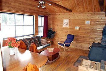 Beaver Lake Mountain Resort Kelowna Bagian luar foto